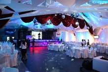 sky-club <br />